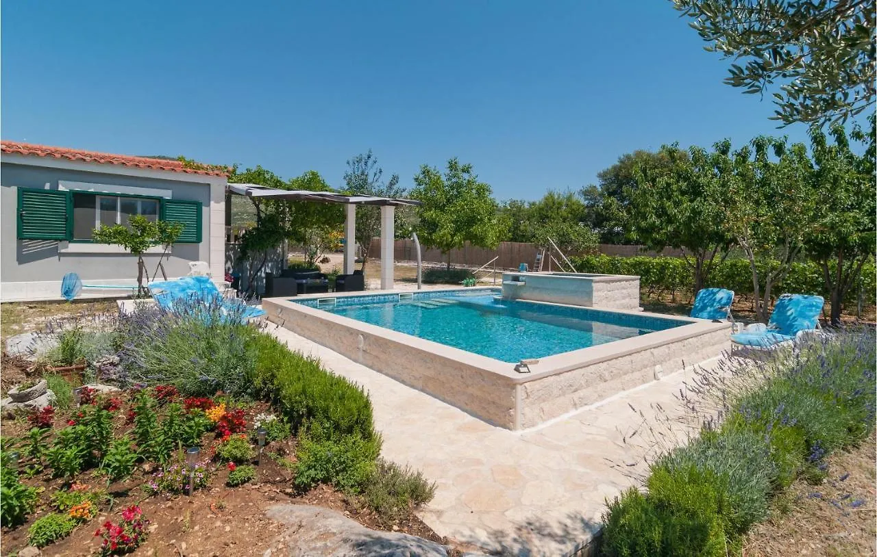 Two-Bedroom Holiday Home In Plano